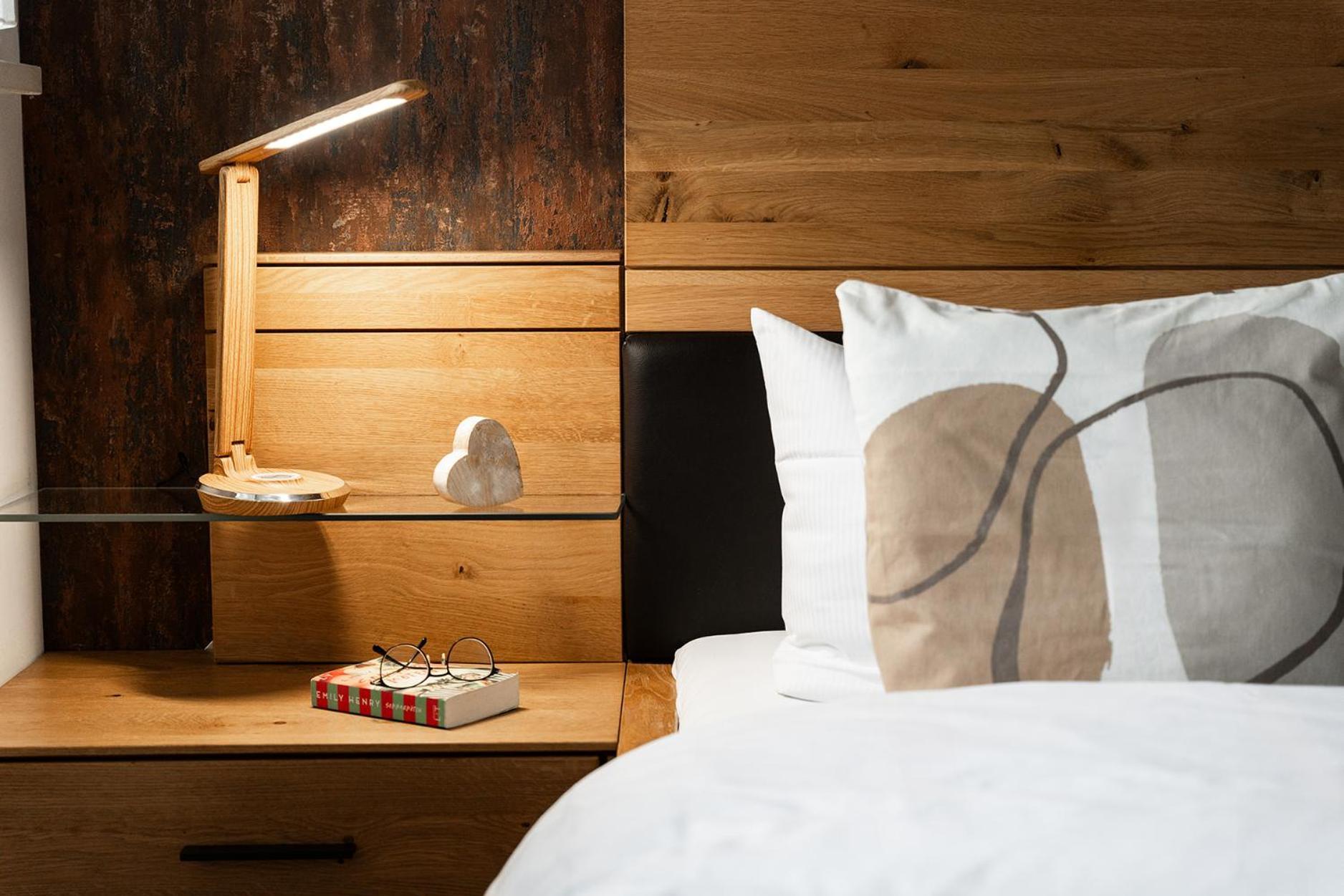 Hotel Vier Jahreszeiten An Der Therme & Kliniken Bad Krozingen Naehe Freiburg & Schwarzwald Ideal Fuer Wellness Kur & Business Ausfluege 24H Check In- Wlan & Parken Gratis Luaran gambar