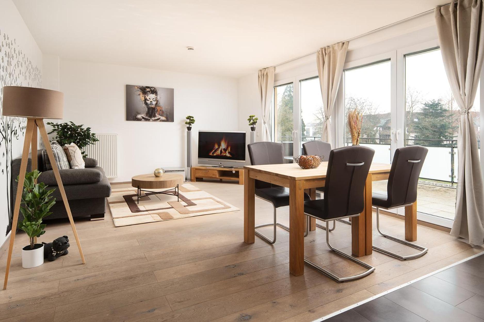 Hotel Vier Jahreszeiten An Der Therme & Kliniken Bad Krozingen Naehe Freiburg & Schwarzwald Ideal Fuer Wellness Kur & Business Ausfluege 24H Check In- Wlan & Parken Gratis Luaran gambar